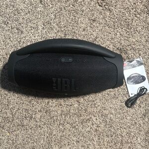 JBL Boomsbox